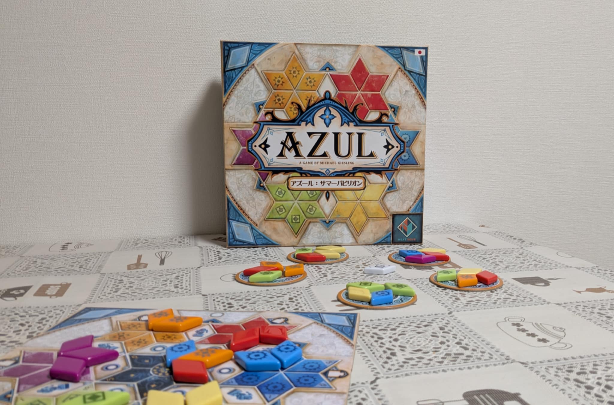 Fast board game after dinner Azul